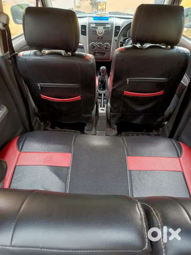 Wagon R Vxi  Glistenig Grey