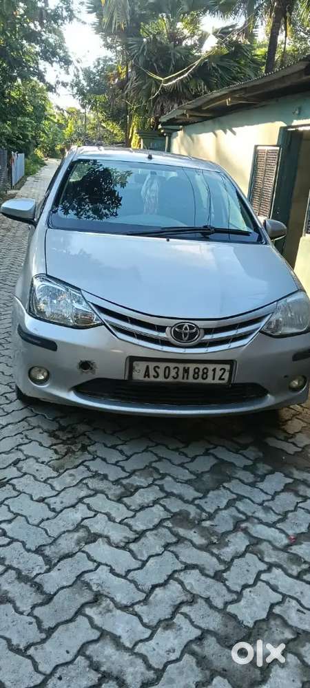 Toyota Etios Liva 2015 Petrol 730000 Km Driven
