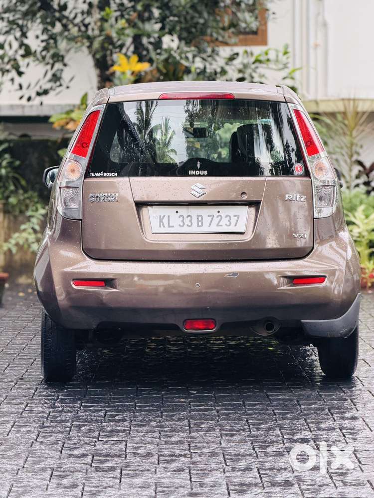 Maruti Suzuki Ritz Vxi, 2011, Petrol