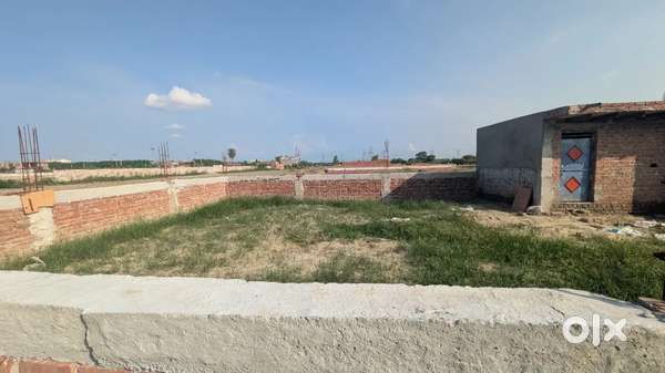 70% Bank Loan Avilable Plot For Sale in Galgotia University