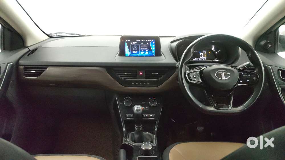 Tata Nexon 1.2 Revotron Xz Plus Premium, 2022, Petrol