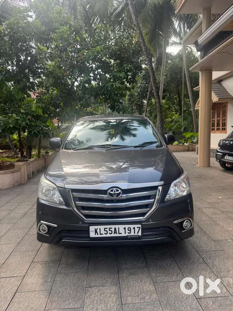 Toyota Innova 2.5 2015