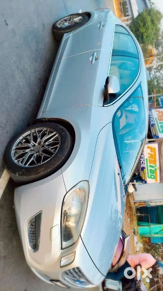 Volvo S60 Company Service