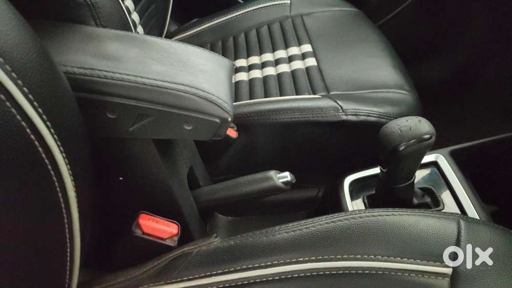 Maruti Suzuki Swift Amt Zxi, 2018, Petrol