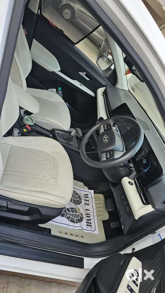 Hyundai Verna Sx Plus Ivt | 2025 Model | Non Accidental