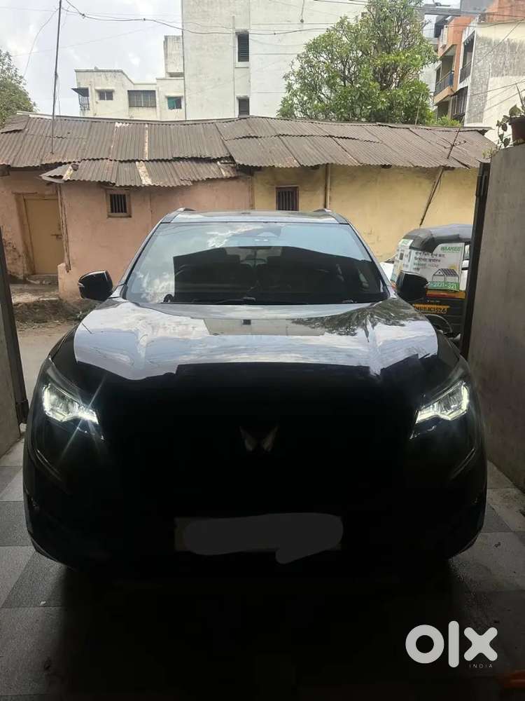 Mahindra Xuv700 2024 Petrol 40000 Km Driven