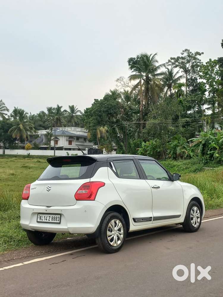 Maruti Suzuki Swift Vxi Optional, 2020, Petrol