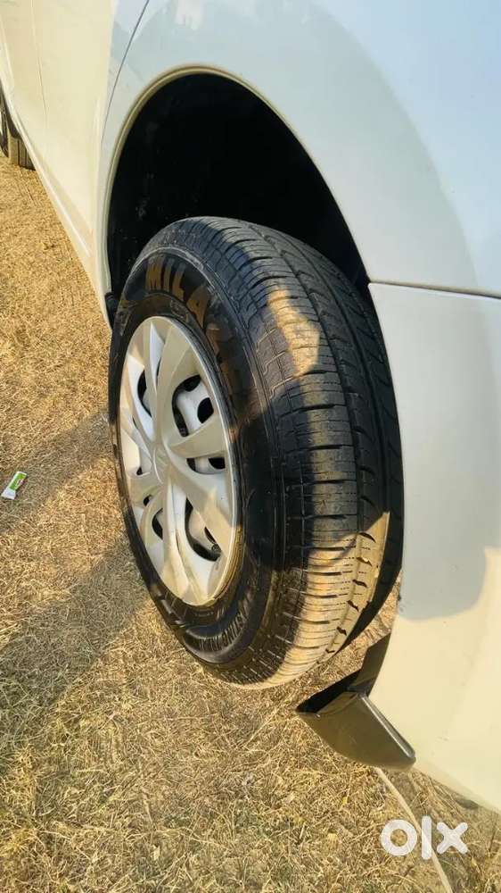 Well Maintained Maruti Suzuki Swift 2017 Petrol 87000 Km Driven