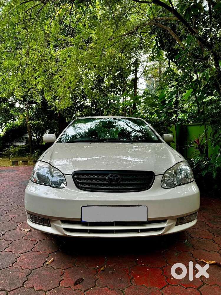 Doctor Owned Toyota Corolla