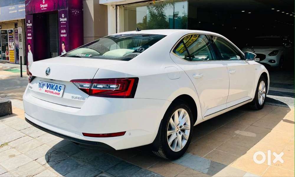 Skoda Superb 2.0 L&k Tsi At, 2019, Petrol
