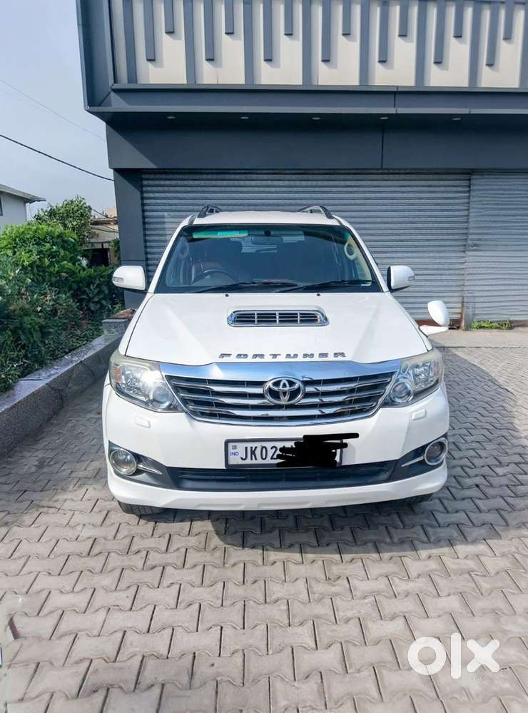 Toyota Fortuner Diesel Manual 2012