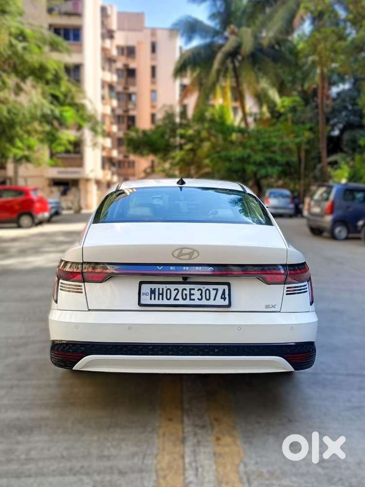 Hyundai Verna Petrol Manual 2024 Top End