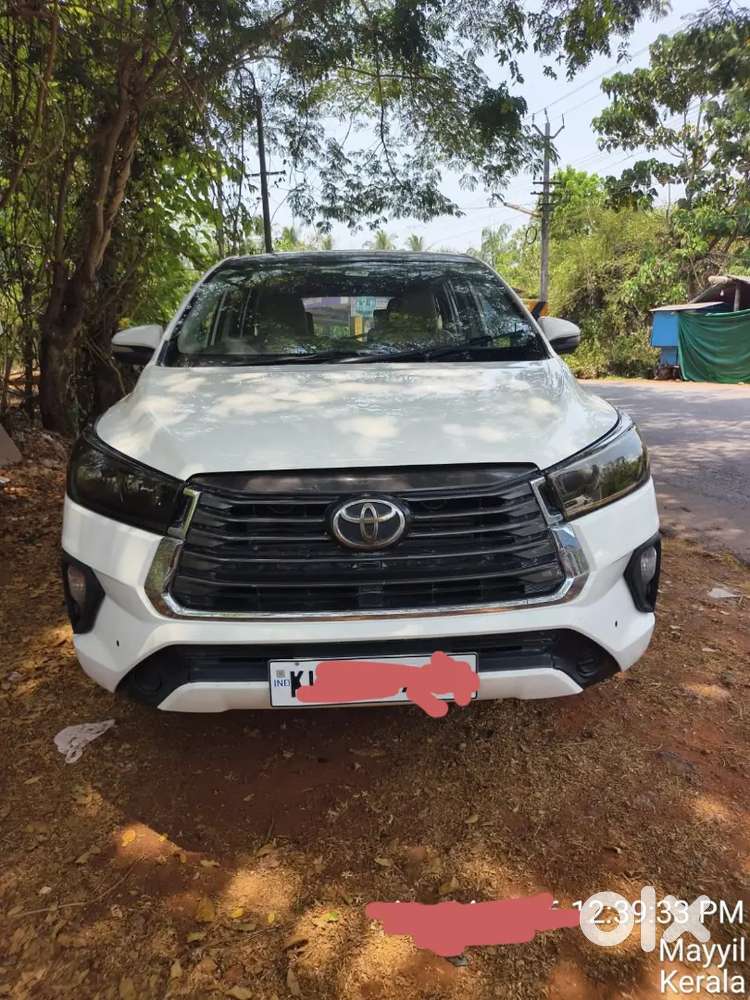 Toyota Innova Crysta 2017 Diesel Manual Second Owner 165000 Km