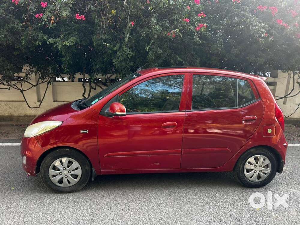 Hyundai I10 2012 Petrol 68000 Km Driven