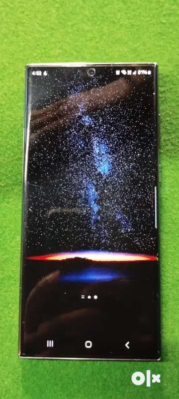 Samsung Galaxy S22 Ultra 5G SM-S908U 128GB Black (US Model