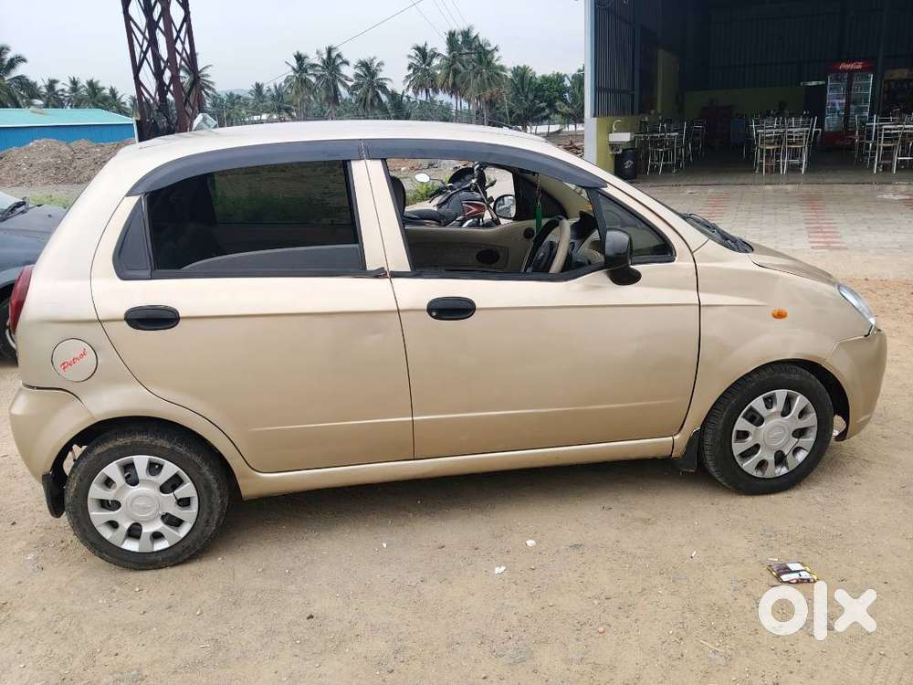 Petrol.  Lpg   Choverlat Spark Car 2009 Model