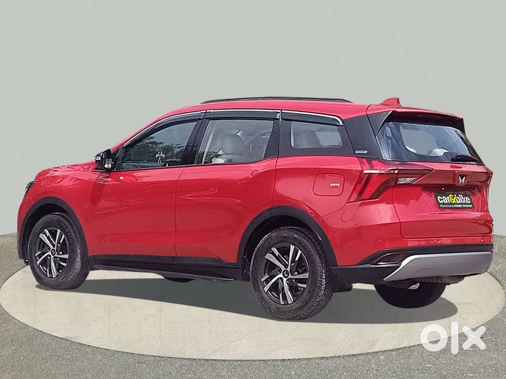 Mahindra Xuv700 2.0 Ax 5 Petrol Mt 7 Str, 2022, Petrol