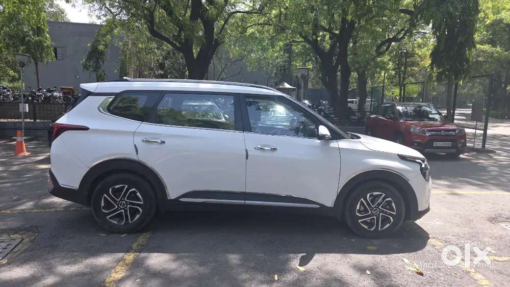 Kia Carens Luxury In Excellent Condition