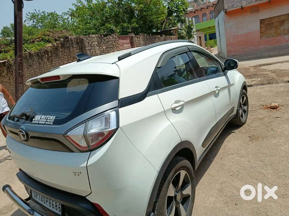 Tata Nexon 2018 Diesel 100000 Km Driven