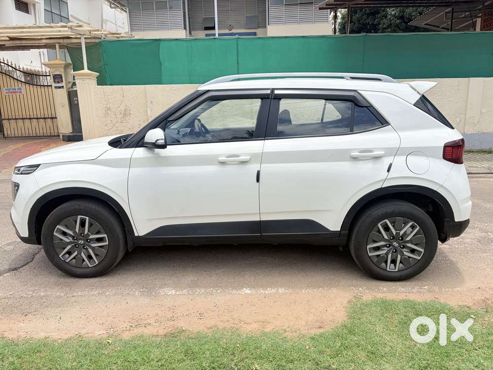 Hyundai Venue Sx Mt, 2021, Diesel