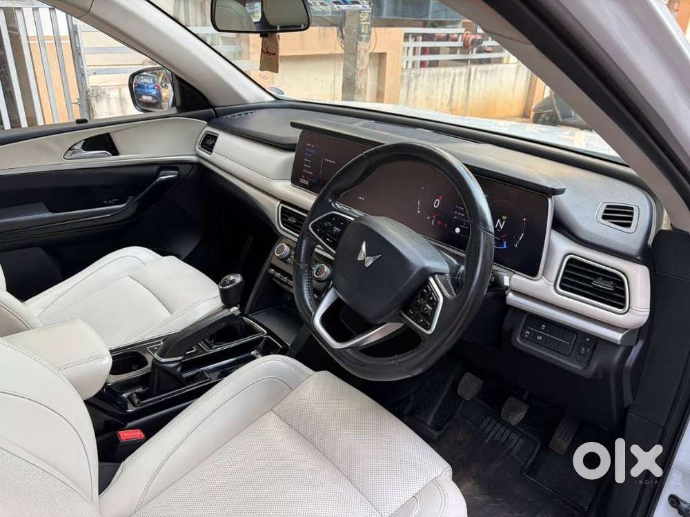 Mahindra Xuv700 2.2 Ax 7 Diesel Mt Str, 2022, Diesel