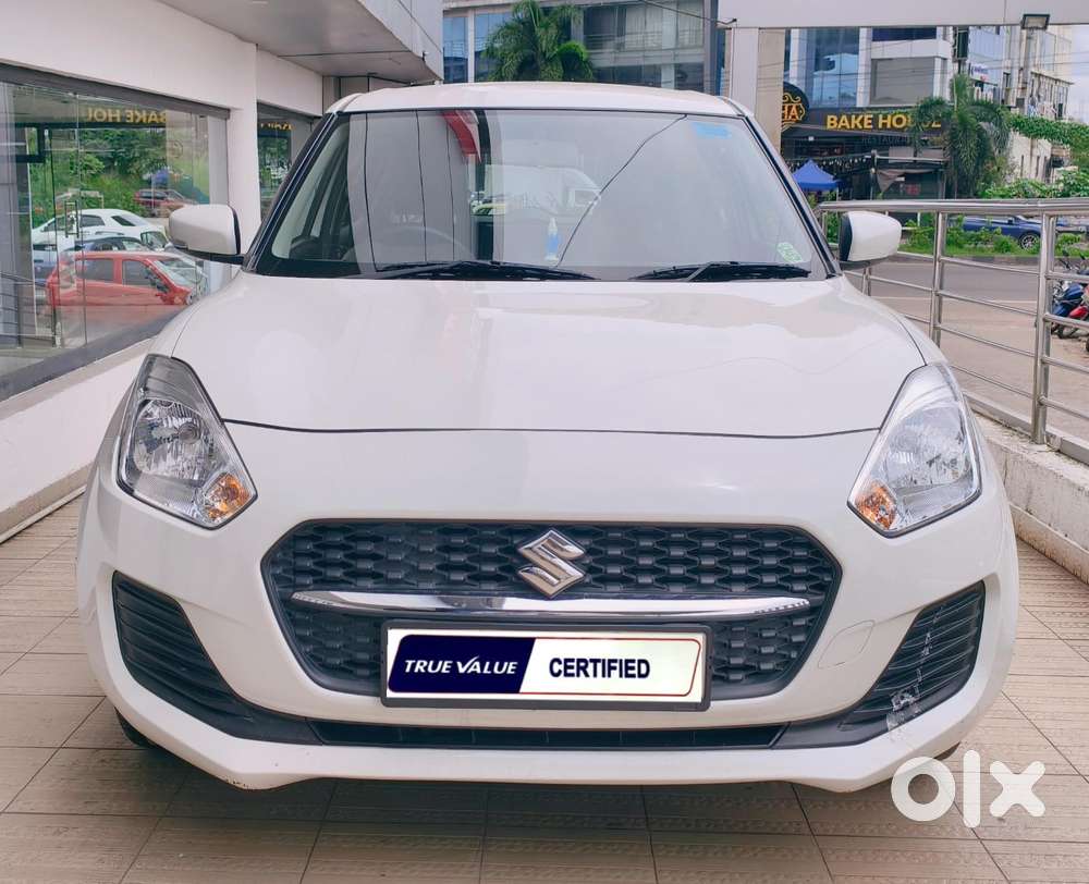 Maruti Suzuki Swift Vxi + Manual, 2022, Petrol