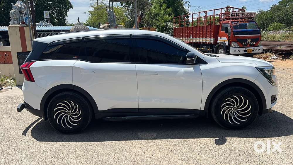 Mahindra Xuv700 7 Seater 2024 Diesel Very Well Maintained