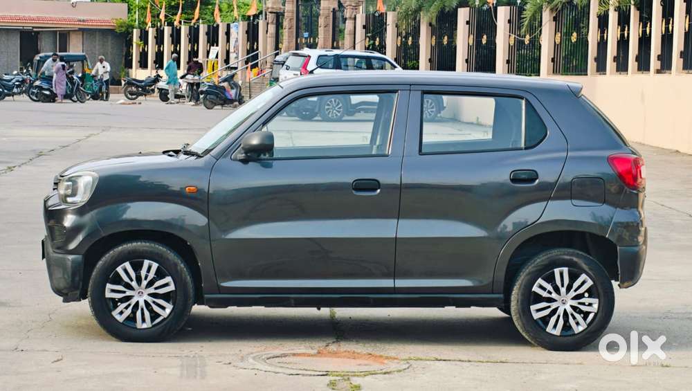 Maruti Suzuki S-presso Vxi Opt, 2020, Petrol