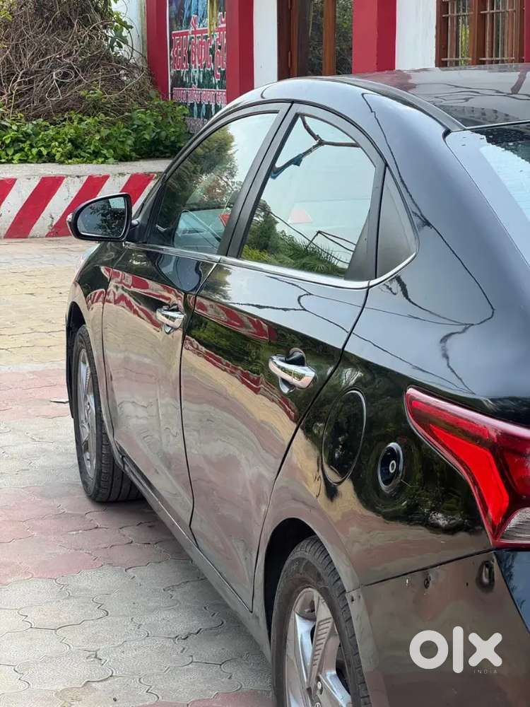 Verna Cng/petrol 2017 Top Model