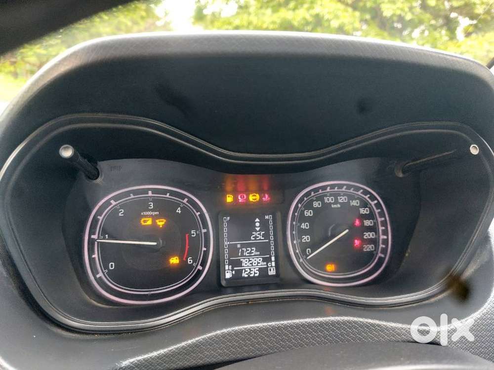 Maruti Suzuki Brezza Zdi+ Dual Tone, 2017, Diesel