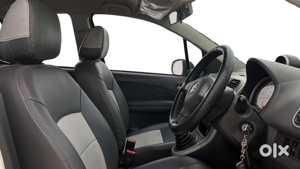 Maruti Suzuki Ritz Vxi, 2013, Petrol