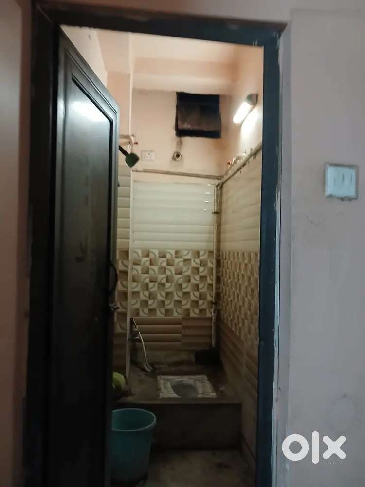 Ready to move flat, fully furnished, premium look, great location.