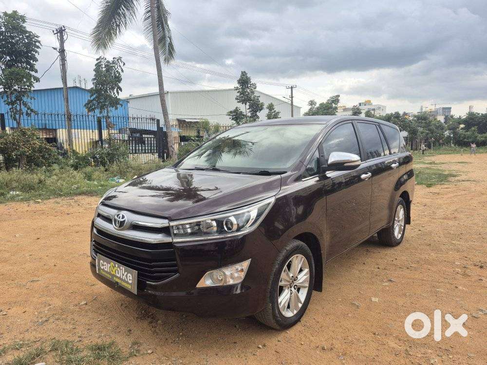 Toyota Innova Crysta 2.8 Zx At, 2016, Petrol
