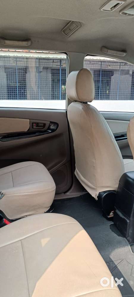 Toyota Innova 2.5 G (diesel) 7 Seater, 2015, Diesel