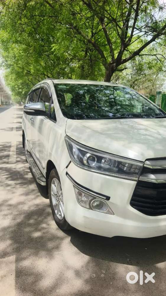 Innova Crysta 2017 Automatic 2.8 Z