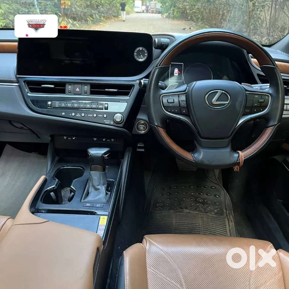 Lexus Es, 2024, Petrol