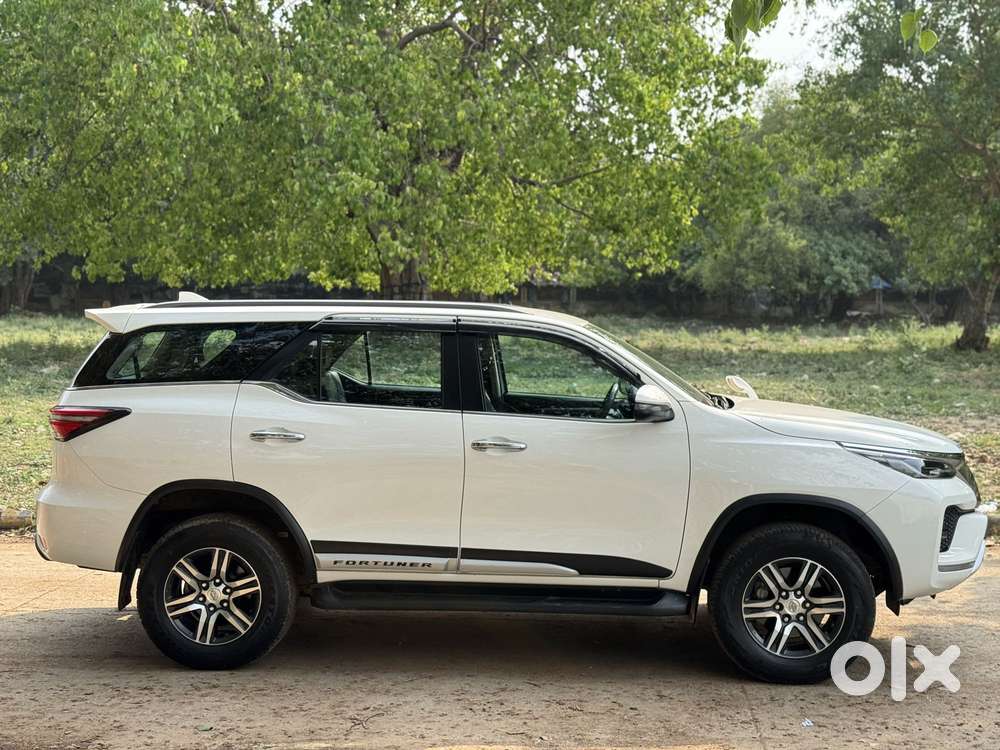 Toyota Fortuner [2021-ongoing] 2.8 2wd Diesel Mt, 2023, Diesel