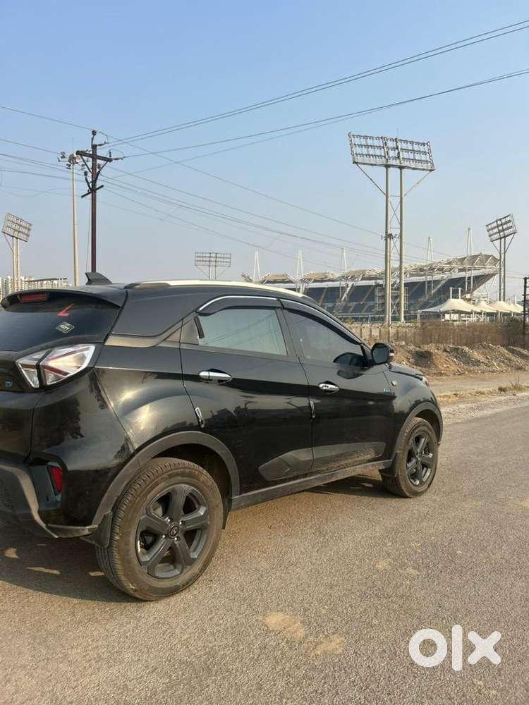 Tata Nexon Dark Edition Ev 2022 Model