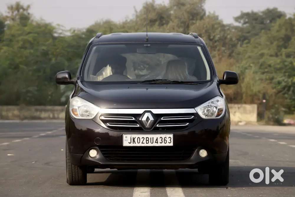 Renault Lodgy 2017 Variant Rxl 110 Ps Well Maintained Car 8 Seater