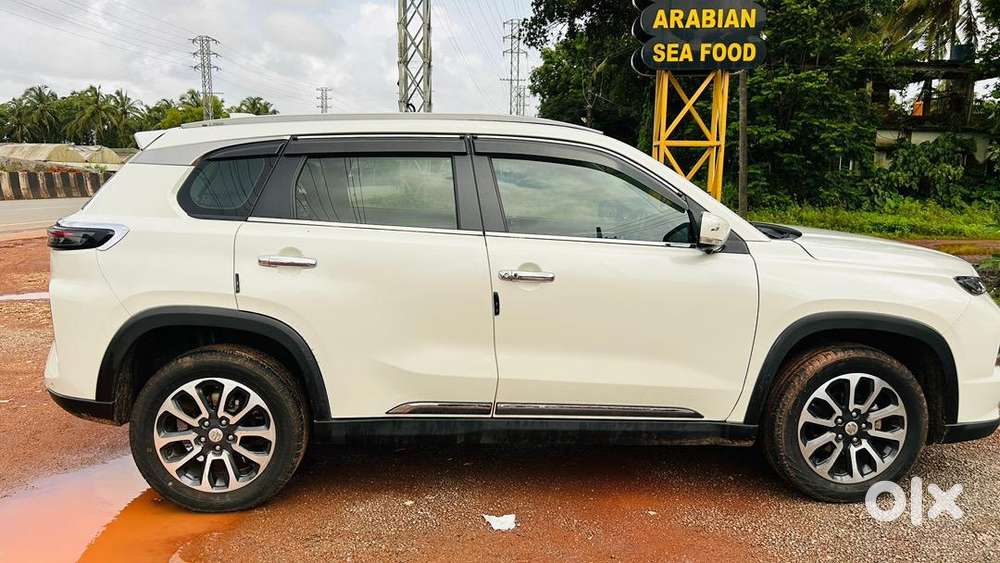 Maruti Suzuki Grand Vitara 2023 Petrol Well Maintained