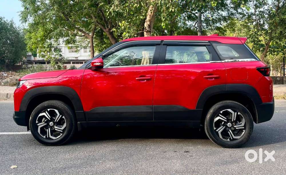 Maruti Suzuki Brezza 1.5 Vxi Cng, 2023, Cng & Hybrids