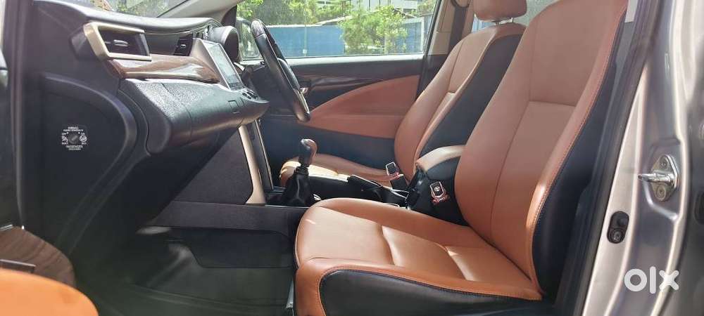 Toyota Innova Crysta 2.4 G Mt, 2016, Diesel