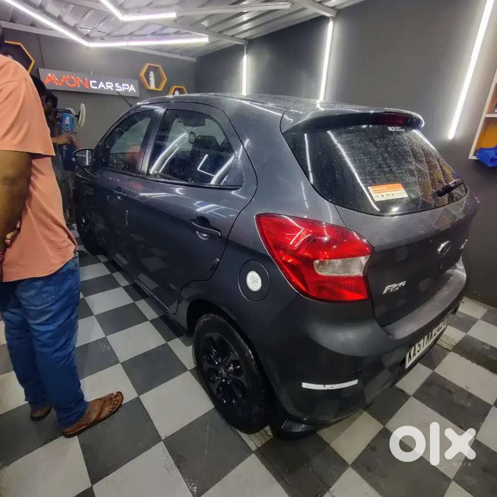 Ford Figo 1.2 Titanium Petrol 2017