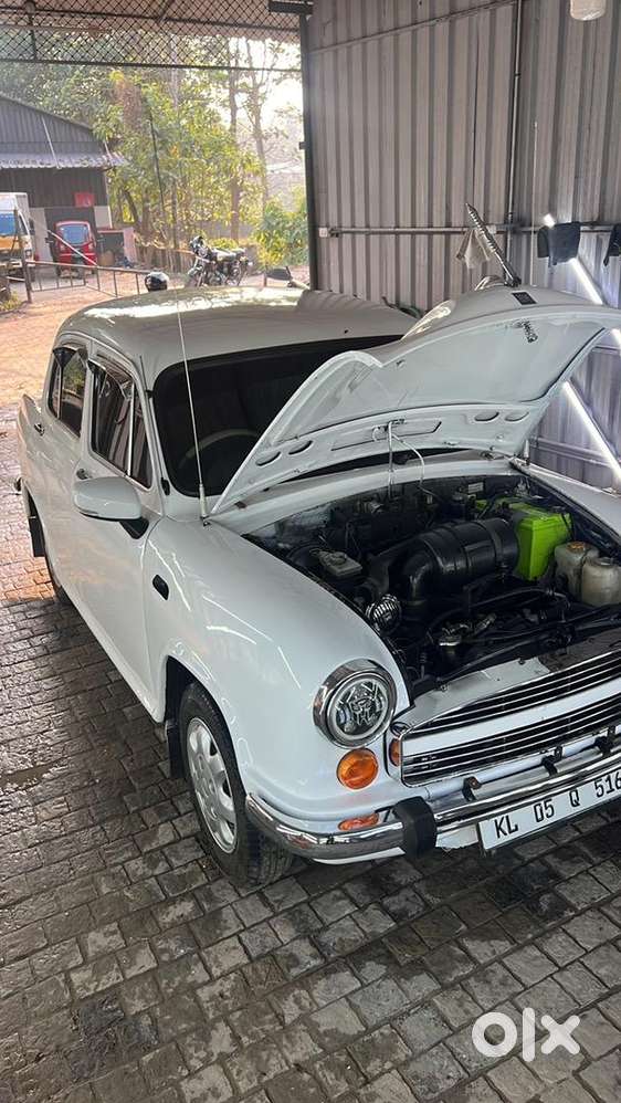 Ambassador Ambassador 2004 Diesel Good Condition