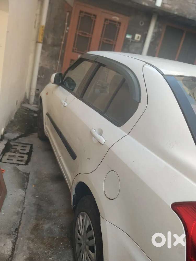 Maruti Suzuki Dzire 2015