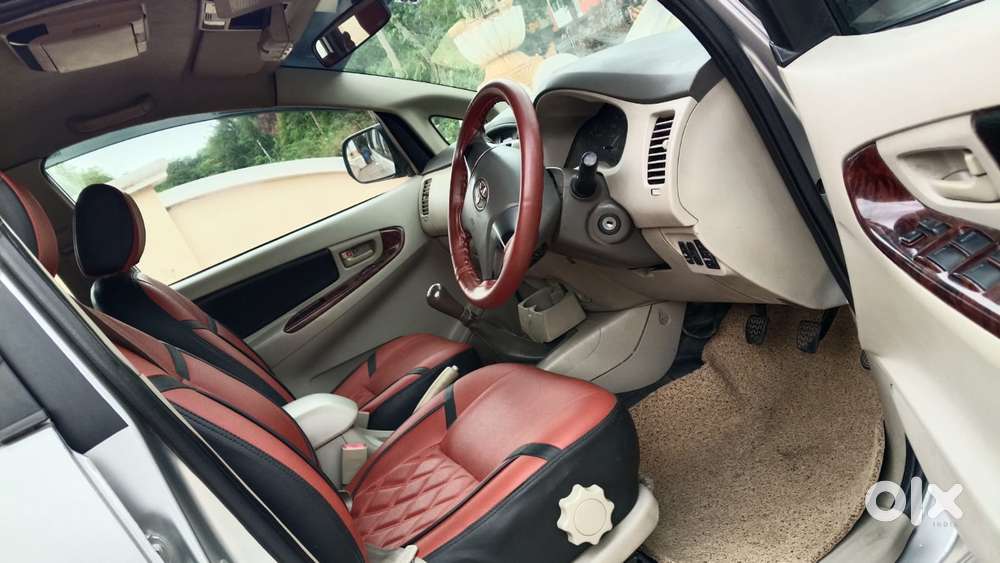 Toyota Innova 2.5 Z Diesel 7 Seater, 2015, Diesel