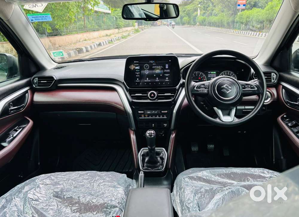 Maruti Suzuki Grand Vitara 1.5 Zeta Cng, 2025, Cng & Hybrids