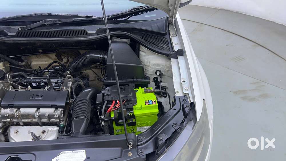 Volkswagen Polo Petrol Highline 1.2l, 2016, Petrol