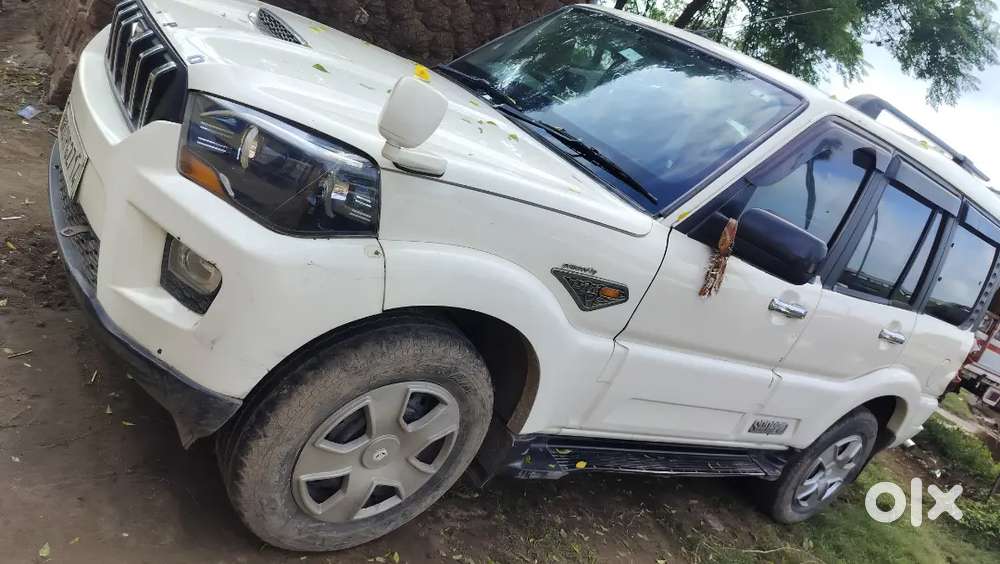 Mahindra Scorpio 2015 S6+ Well Mentioned