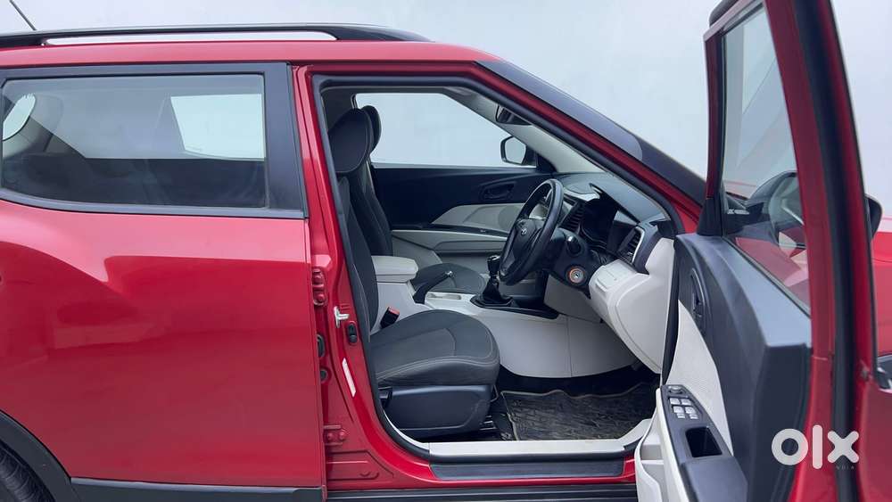 Mahindra Xuv300 W6, 2019, Petrol